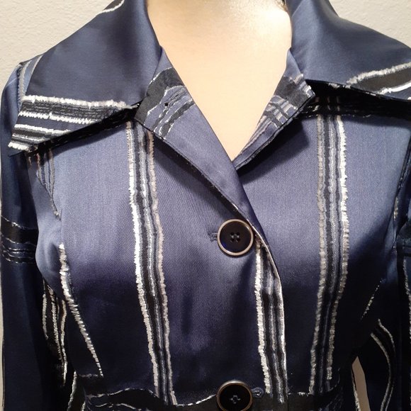 CHICO'S Classy Shiny Texture Blue and Silver Jacket Blazer - Size 1 (8 Medium) - Picture 2 of 11